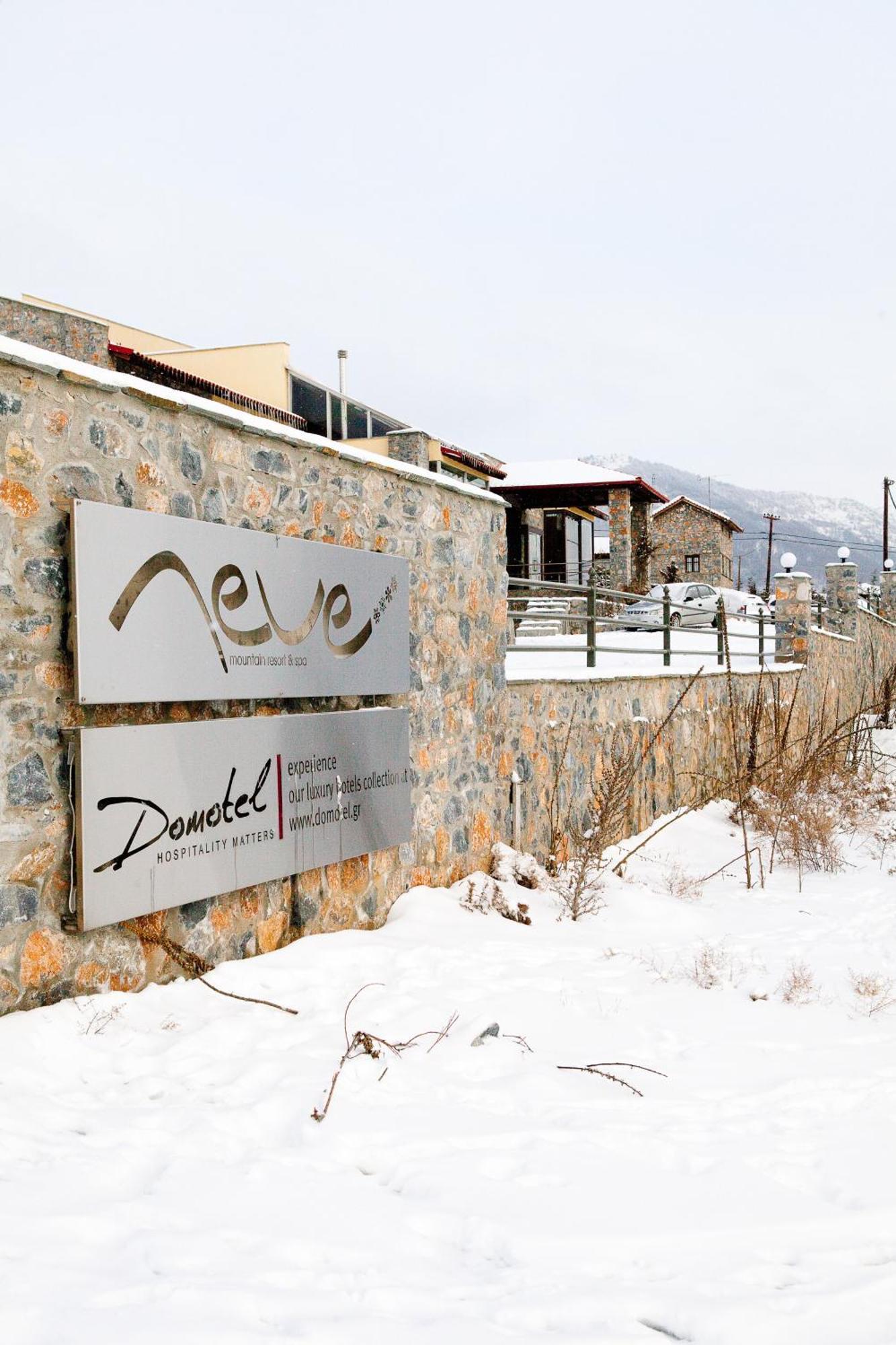 Domotel Neve Mountain Resort Палеос-Айос-Атанасіос Екстер'єр фото